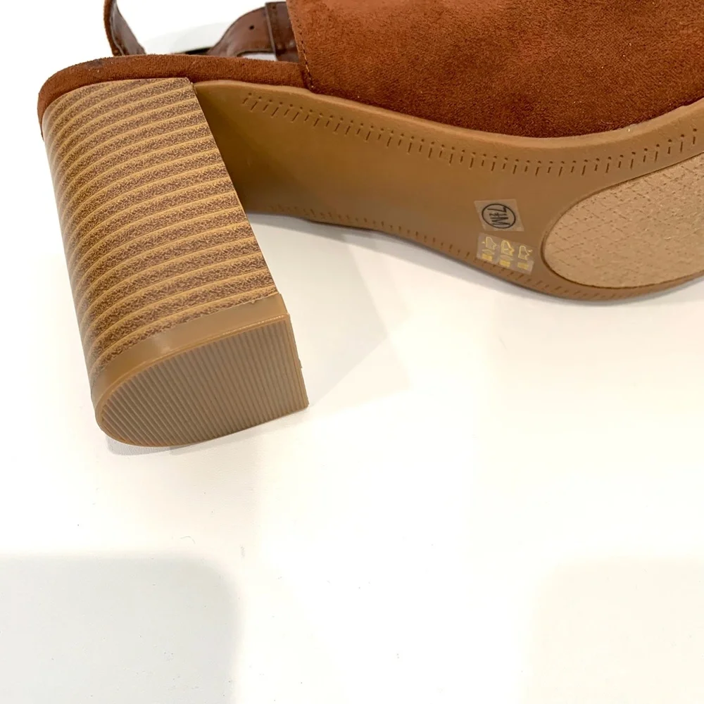 Chinese Laundry Bestie Open Toe Brown Suede Booties - Picture 10 of 10